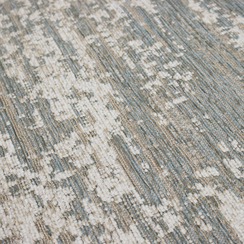 Paradise Living – Tapete Abstrato Adore 4002/350 Cinzento, detalhe da textura em close-up, mistura de chenille e juta em tons cinza-azulado e creme