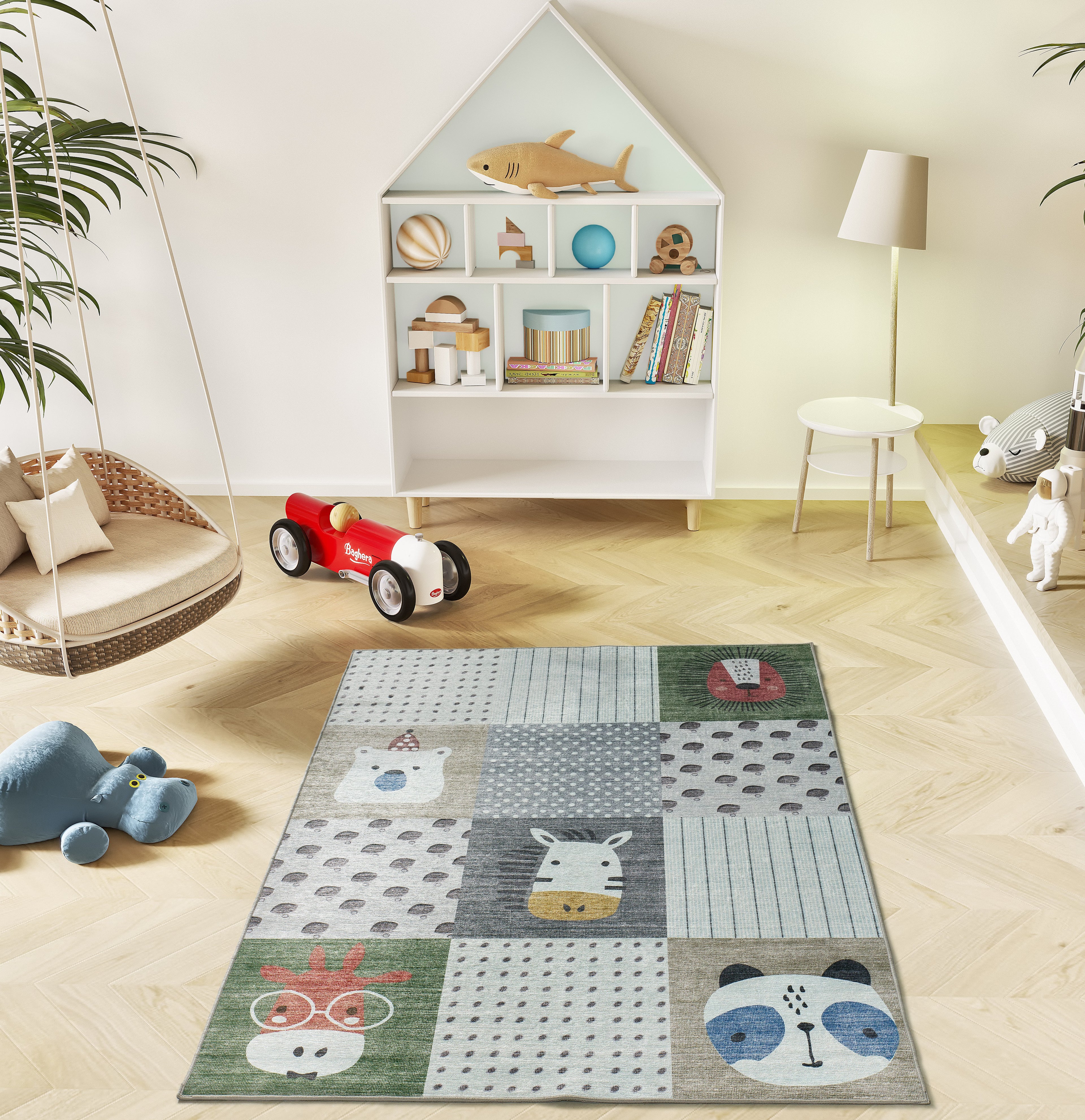Tapete infantil Candy 24061 patchwork com leão, zebra e girafa em ambiente de quarto de criança