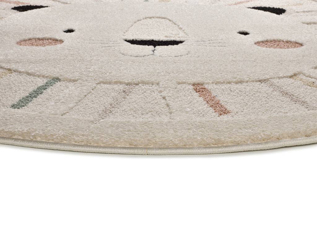 Detalhe do pelo alto do tapete infantil redondo Clown 2343 – 14mm, 50% PP + 50% PES