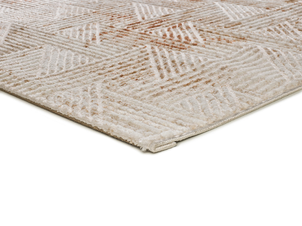 Detalhe do pelo 8mm do tapete interior geométrico Keops 4448-05 Caldera em terracota e creme
