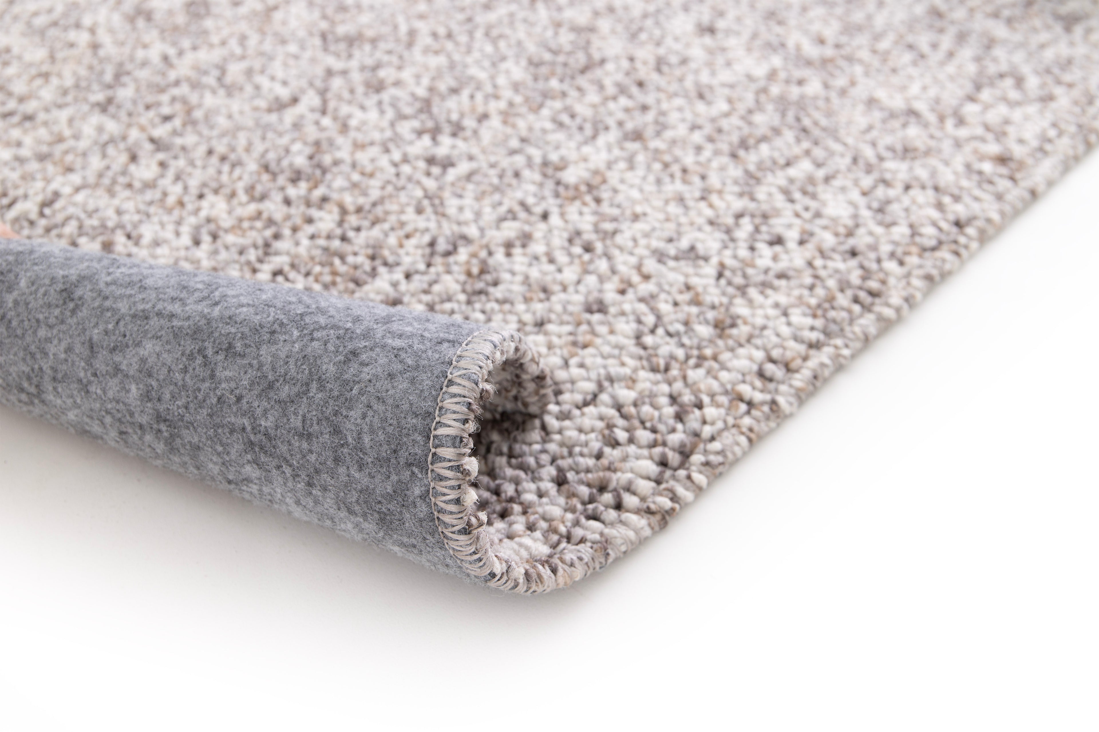 Detalhe do pelo do tapete Petra cinza mescla liso, 10mm, 100% PP | Paradise Living